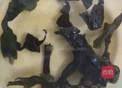 排骨海带汤的做法图解1