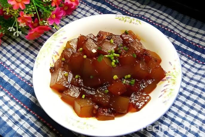 The method of stir frying liangfen