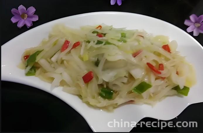The method of stir frying shredded radish