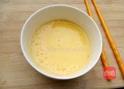 鸡蛋炒粉丝的做法图解2