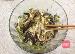 蒜香手撕茄子的做法图解4