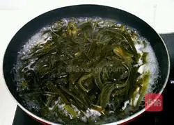 辣炒海带丝的做法图解3