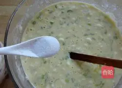 香葱鸡蛋饼的做法图解6