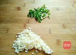 蒜蓉蒸龙虾的做法图解6
