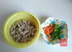 糖醋面筋的做法图解1
