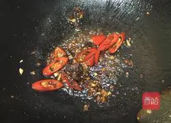 九层塔炒海瓜子的做法图解3