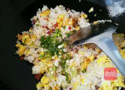 腊肠炒饭的做法图解8