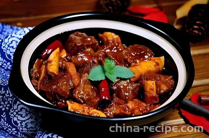 The recipe for home cooked braised beef
