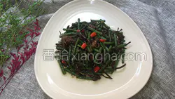 茶树菇炒豆角的做法图解7
