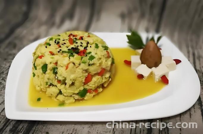 The method of stir frying tofu and eggs