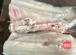 菊花鱼的做法图解1