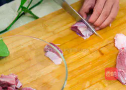 鲜虾羊肉砂锅的做法图解2