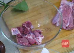 鲜虾羊肉砂锅的做法图解4
