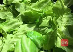 手撕包菜煸澳门烧肉的做法图解5