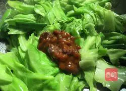 手撕包菜煸澳门烧肉的做法图解7