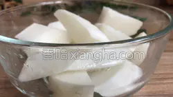 红焖羊肉炖萝卜的做法图解3