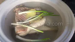 砂锅老鸭笋的做法图解5
