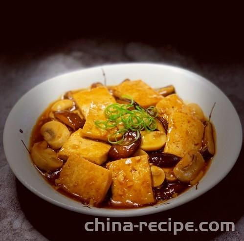 The method of making tofu with mountain mushrooms