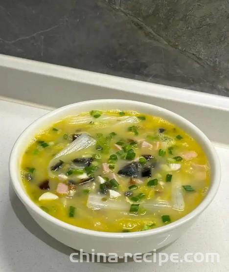 The recipe for making chestnut baby bok choy soup