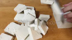 山菌烧豆腐的做法图解4