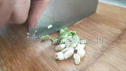 炝拌藕片的做法图解4