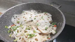 炝拌藕片的做法图解14