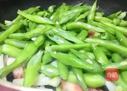 香菇酱辣炒雪豆的做法图解10