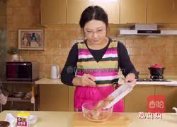 韩式糖醋鸡块的做法图解3