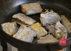 萝卜丝带鱼的做法图解6