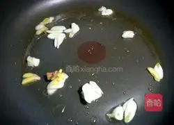 香菇薯粉汆肥羊的做法图解7