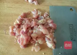 宝宝果蔬鸡丁的做法图解4