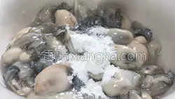 生蚝煎蛋的做法图解1