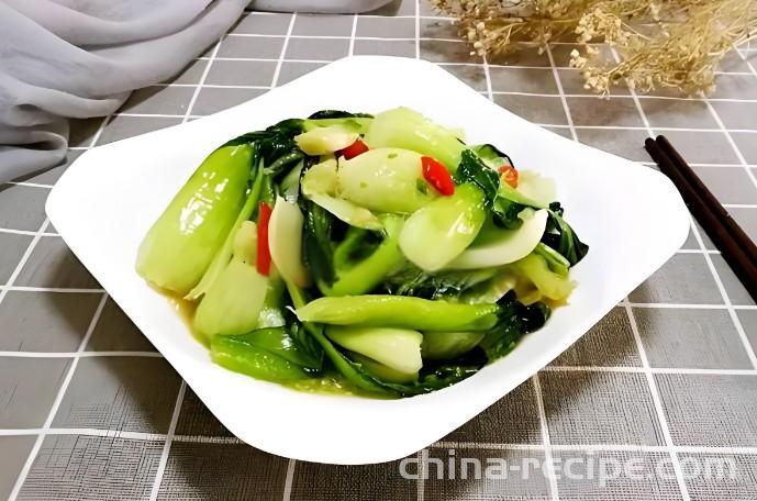 The method of stir frying Shanghai green