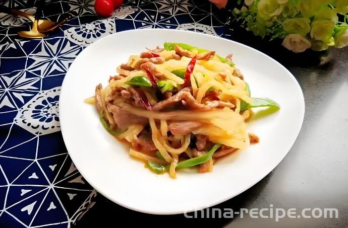The method of stir frying beef with shredded radish