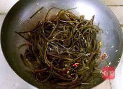 辣炒海带的做法图解4