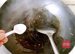辣炒海带的做法图解6