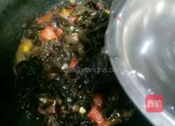 西红柿炒鸡蛋黑木耳的做法图解13