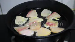 鲷鱼炖豆腐的做法图解4