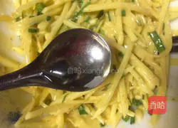 千丝万缕鸡蛋土豆丝饼的做法图解6