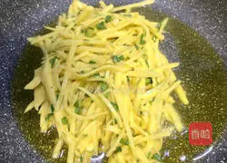 千丝万缕鸡蛋土豆丝饼的做法图解7