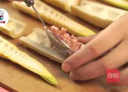 零难度春笋酿肉的做法图解3