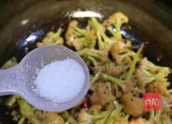 蚂蚁焗香辣花菜的做法图解18