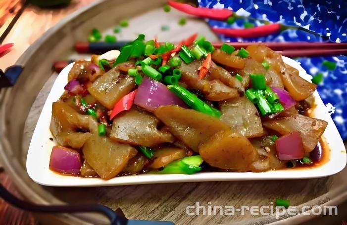 The method of making sour and spicy konjac flowers with pickled peppers