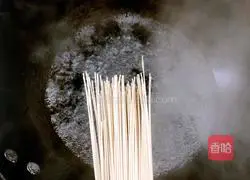 千丝万缕虾的做法图解3