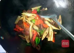 春笋炒腊肠的做法图解14