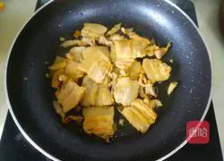 五花肉炒荷兰豆的做法图解8