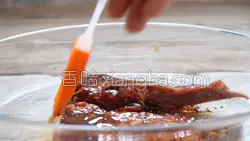 蜜汁椒盐羊排的做法图解5