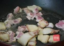 娃娃菜炒肉的做法图解5