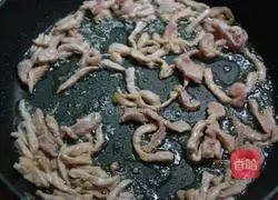 胡萝卜炒肉丝的做法图解3