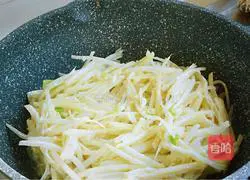 葱香土豆丝饼的做法图解5
